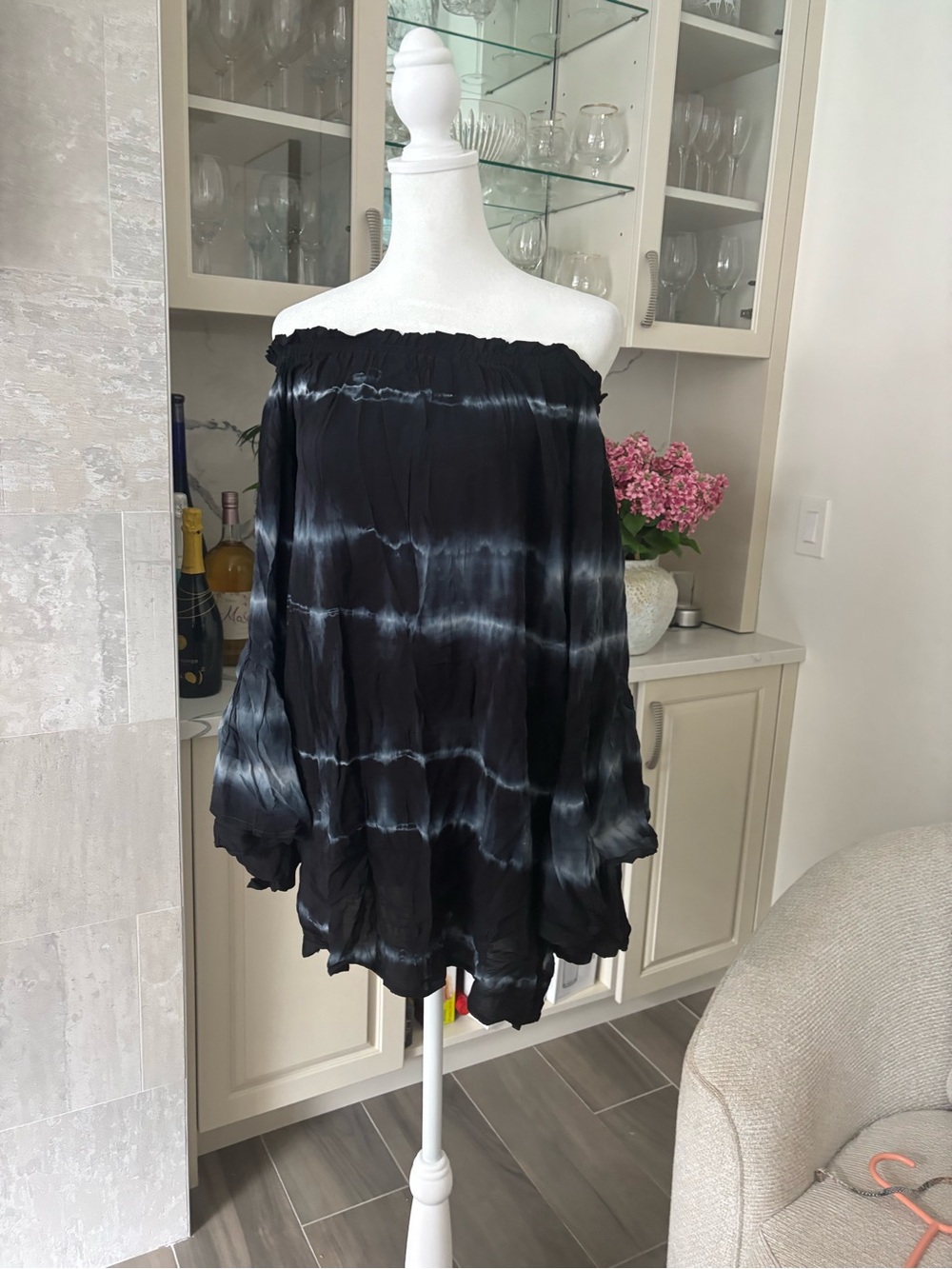 Elan Black Tie-Dye Off-Shoulder Blouse
